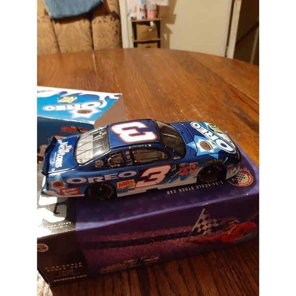 Vintage Action Collectible Dale Earnhardt Jr Oreo Ritz 2002 Die Cast Nascar 1:24 - Picture 4 of 8